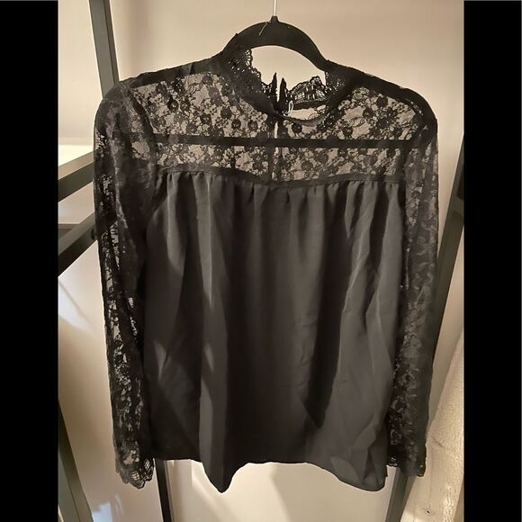 Kara and Kate Black lace top - Picture 1 of 7